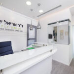 דר' אריאל שוורץ - קריית ביאליק 10 AF1QipMWGiLNBAKUdYMPM0cwbW3cw7z5wO pF0Q2Ka9Bw408 h272 k no